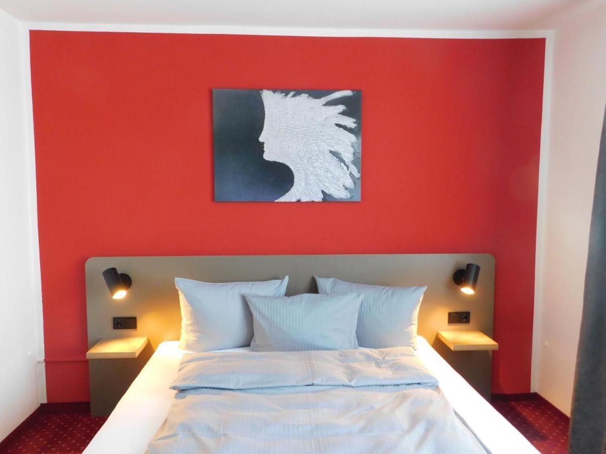 Hotel Konradp Holzkirchen Holzkirchen  Eksteriør billede