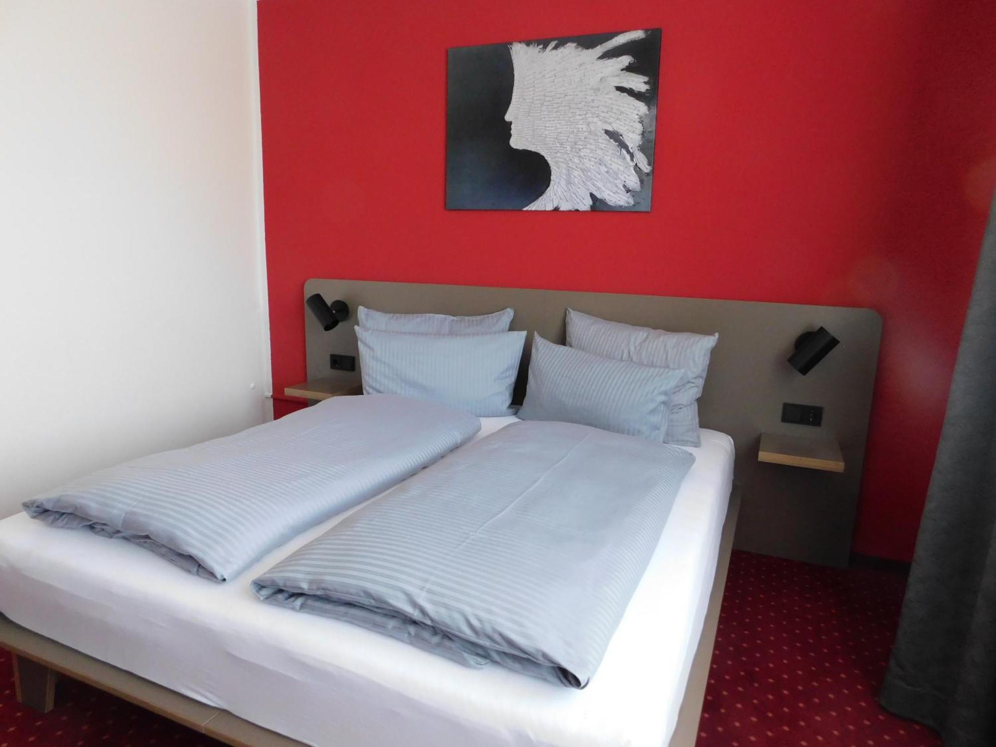 Hotel Konradp Holzkirchen Holzkirchen  Eksteriør billede