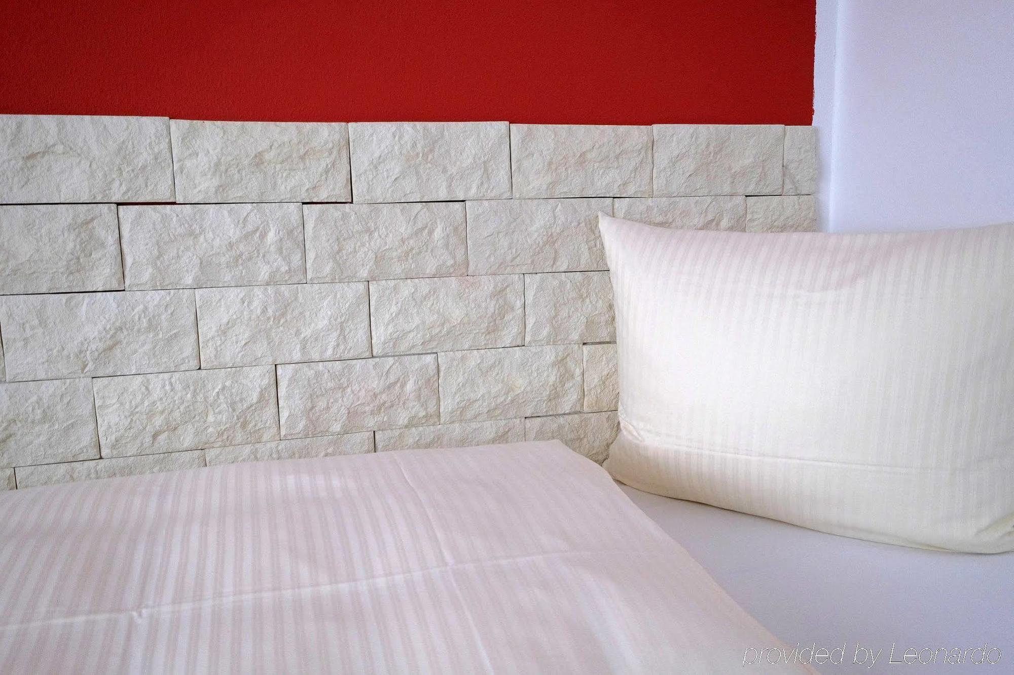 Hotel Konradp Holzkirchen Holzkirchen  Eksteriør billede
